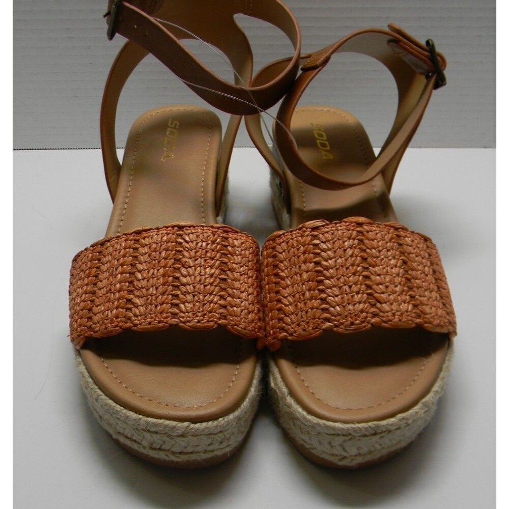Soda Platform Sandal with Ankle Straps Buckle Raffia Wedge Sz 9 NWOT